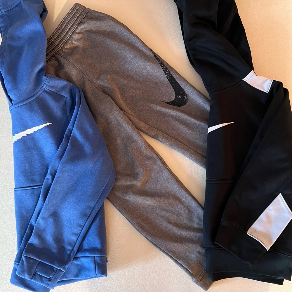 Nike bundle - Picture 1 of 8